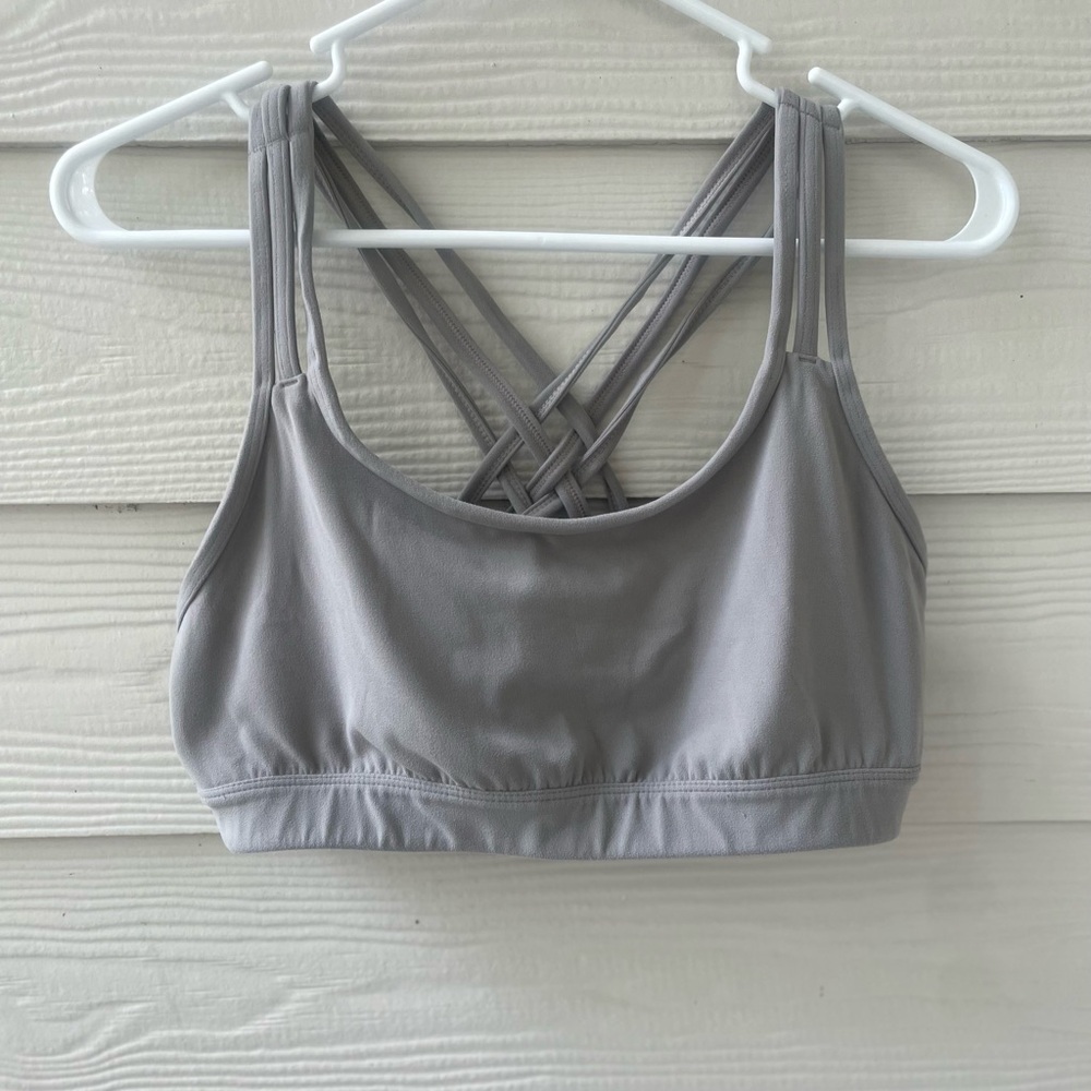 Athleta Light Gray Crisscross Strappy Sports Bra